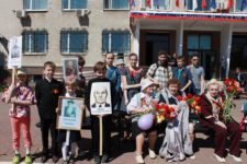 Православные гимназисты на митинге 9 мая