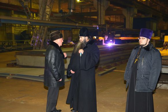 Визит митрополита Георгия на завод Красное Сормово