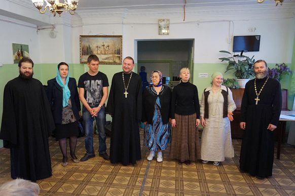 Поздравление престарелых с пасхой