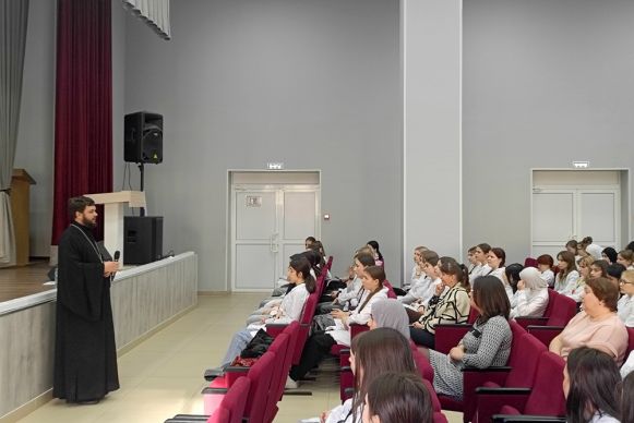 Беседа священника со студентами Новости Сормовского благочиния