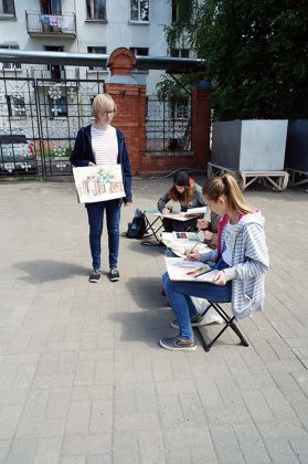 Пленэр на территории сормовского собора