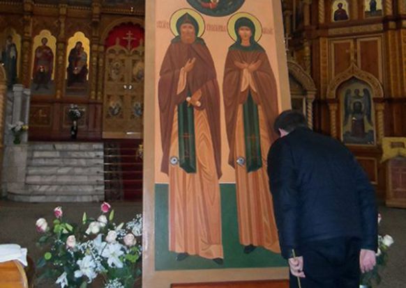 Почасовое дежурство у чтимой иконы
