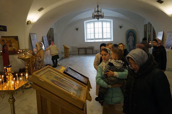 Икона святых Петра и февронии в Сормовском соборе